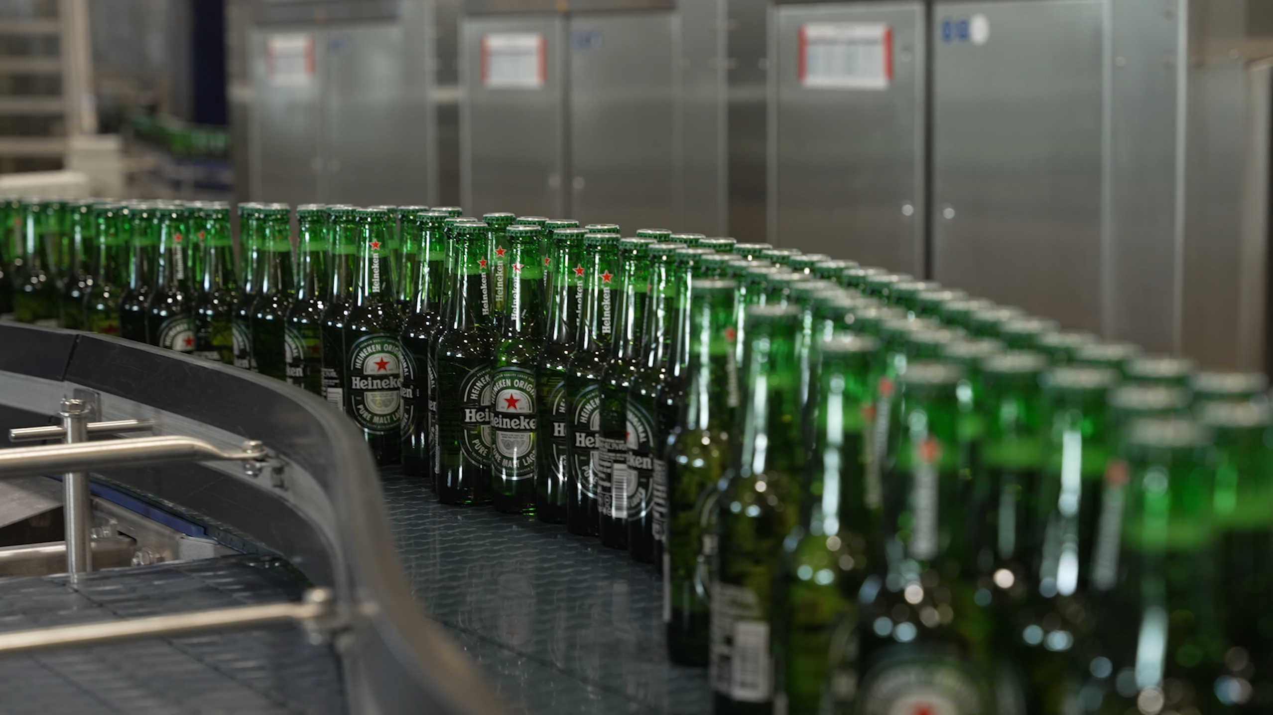 Heineken products moving through an automated warehouse using Astro WMS®.
